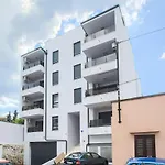 Sofovic - Walk To Arena, Free Garage Parking